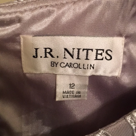 Dress - Picture 3 of 5